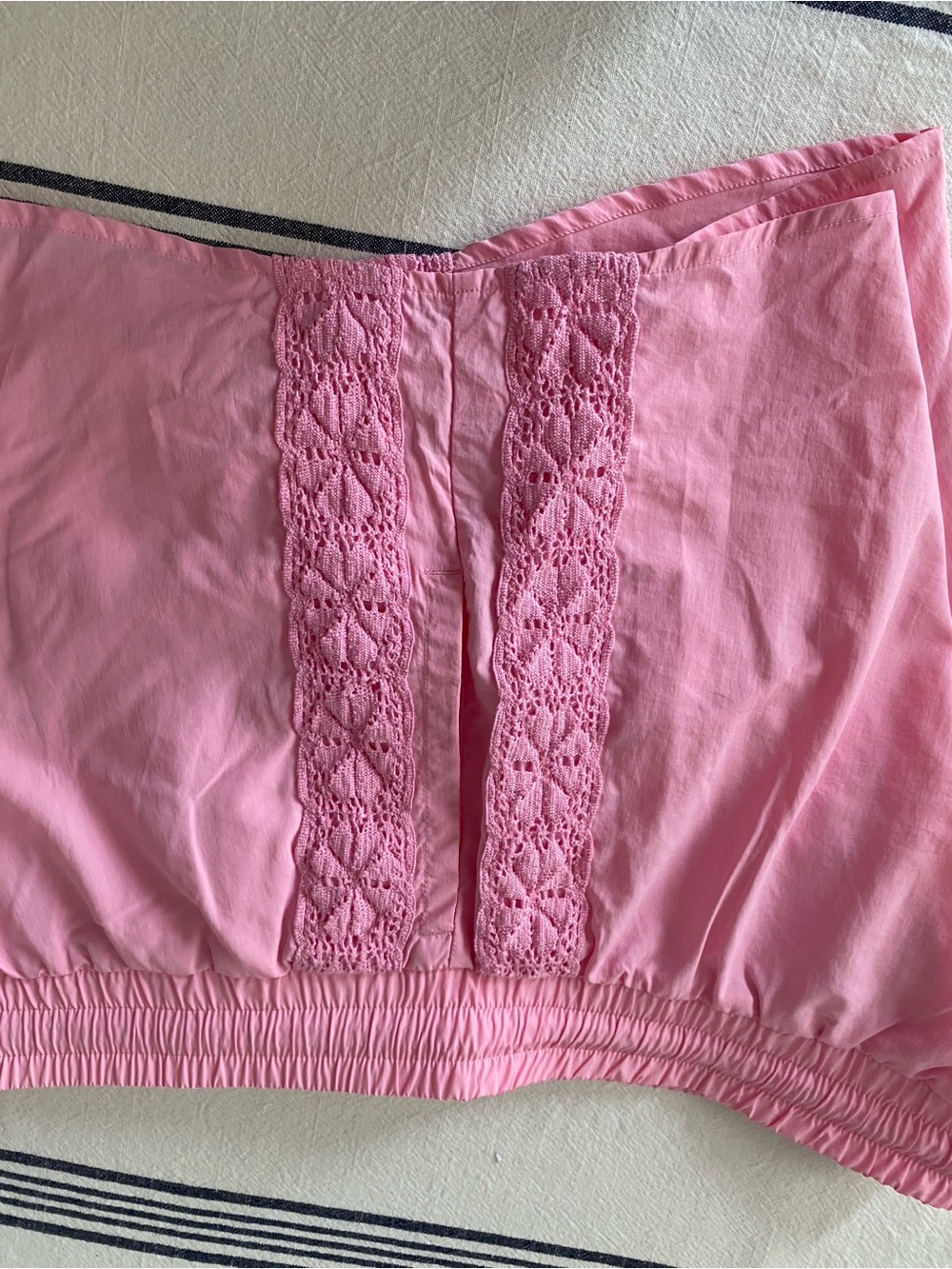 JoyLab Pink Lace-Trim Women’s Shorts - Picture 5 of 7